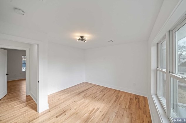 111 Westend Ave, Westwood NJ  07675-3328 exterior