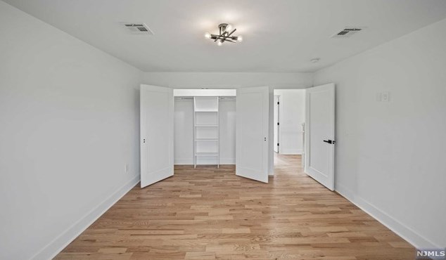 111 Westend Ave, Westwood NJ  07675-3328 exterior