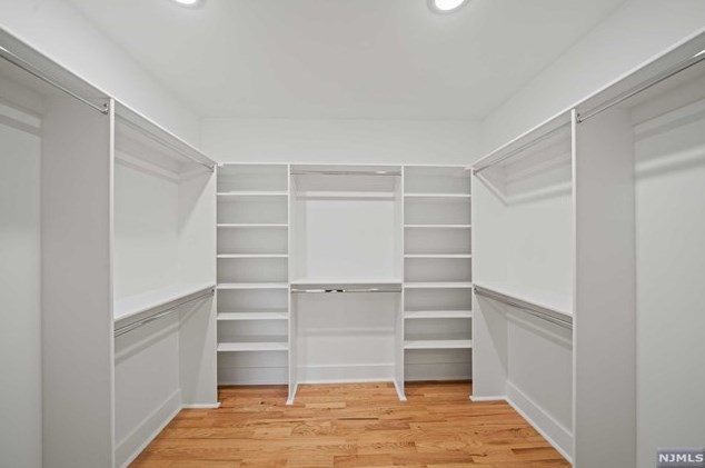 111 Westend Ave, Westwood NJ  07675-3328 exterior