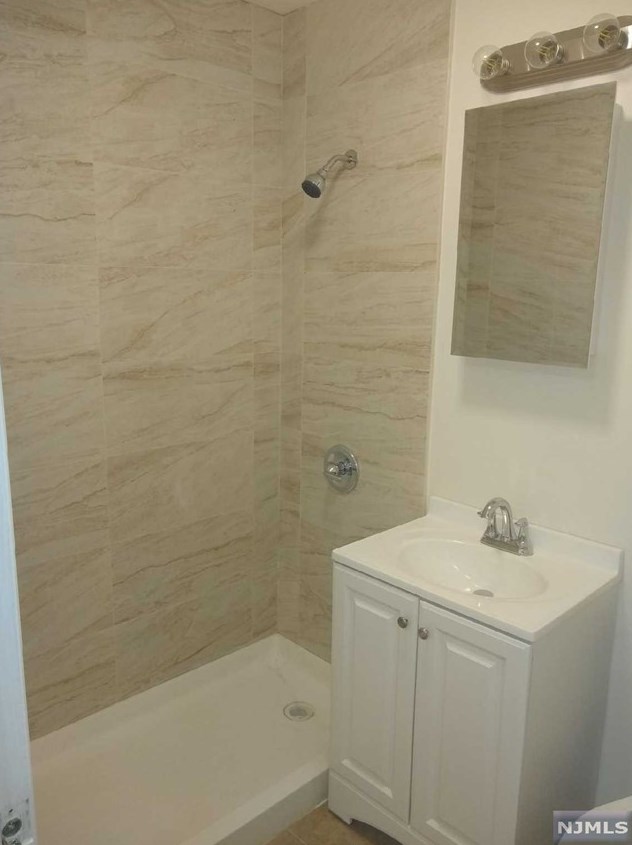 32-34 Halstead St #6, Kearny, NJ 07032