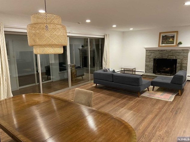 137 Columbus Dr, Tenafly NJ  07670-1635 exterior