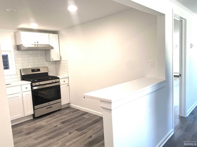 501 Valley Brook Ave, Lyndhurst NJ  07071-1936 exterior