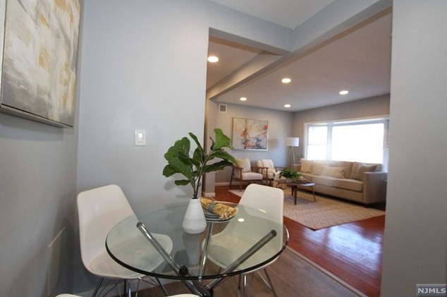 101 Hillside Dr, Paterson NJ  07508-2852 exterior