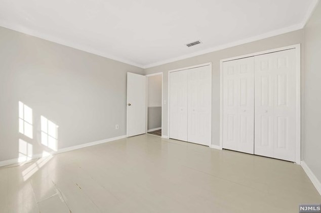 1008 Unicorn Way, Clifton NJ  exterior