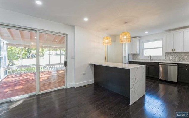 22 Orchard St, Hillsdale NJ  07642-2013 exterior