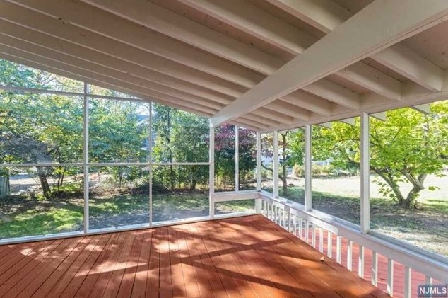 22 Orchard St, Hillsdale NJ  07642-2013 exterior