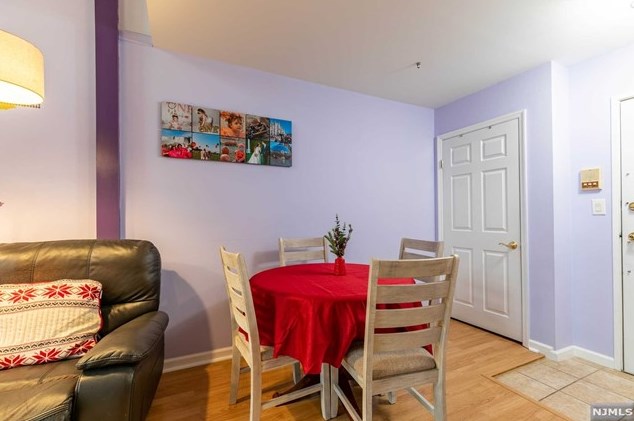 199 Union Ave, Rutherford NJ  07070-3505 exterior