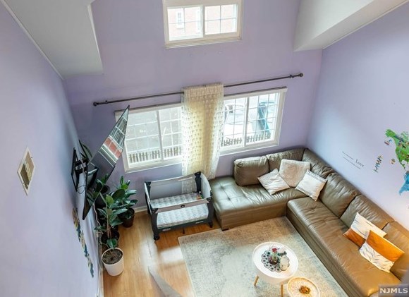 199 Union Ave, Rutherford NJ  07070-3505 exterior