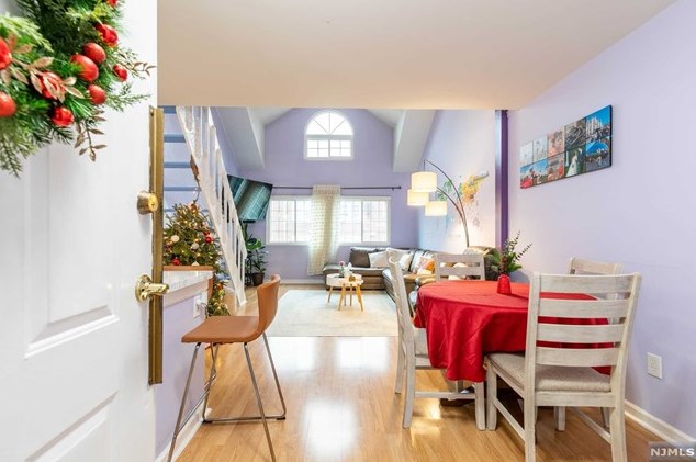 199 Union Ave, Rutherford NJ  07070-3505 exterior