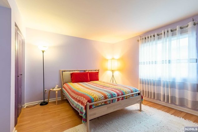 199 Union Ave, Rutherford NJ  07070-3505 exterior