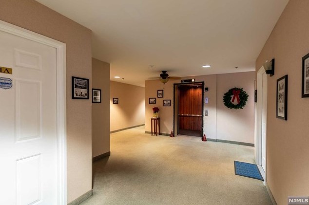 199 Union Ave, Rutherford NJ  07070-3505 exterior