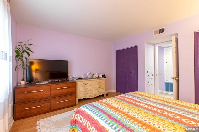 199 Union Ave, Rutherford NJ  07070-3505 exterior