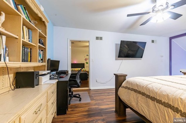 199 Union Ave, Rutherford NJ  07070-3505 exterior