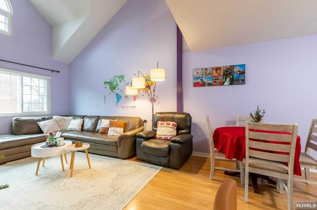 199 Union Ave, Rutherford NJ  07070-3505 exterior