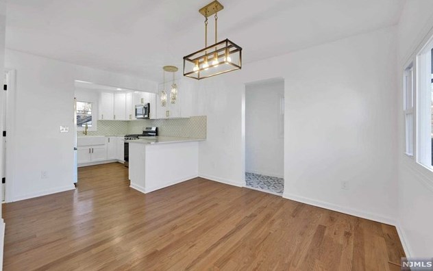 25 Spring Hill Rd, Clifton NJ  07013-2316 exterior