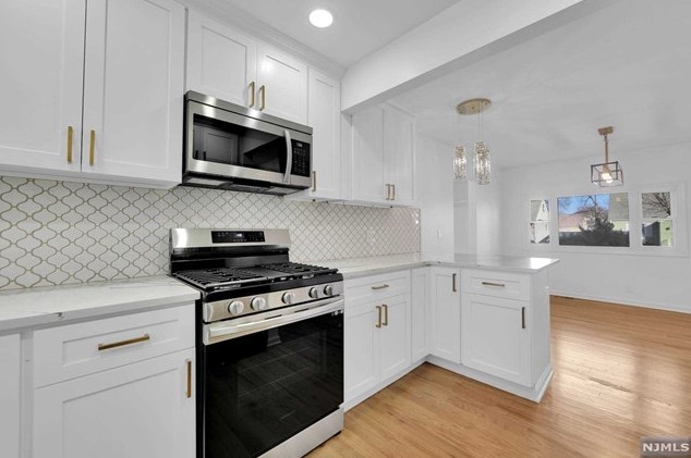 25 Spring Hill Rd, Clifton NJ  07013-2316 exterior