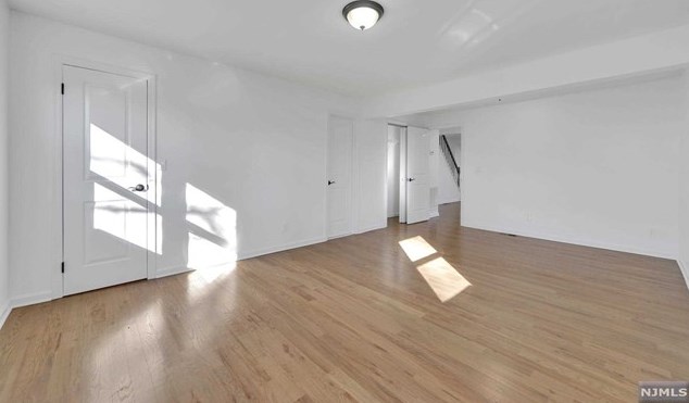 25 Spring Hill Rd, Clifton NJ  07013-2316 exterior