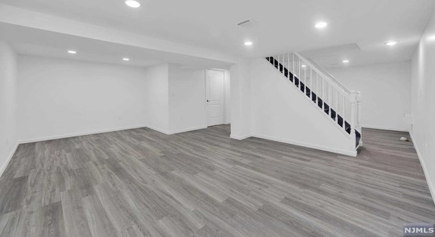 25 Spring Hill Rd, Clifton NJ  07013-2316 exterior