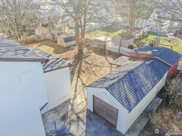 25 Spring Hill Rd, Clifton NJ  07013-2316 exterior