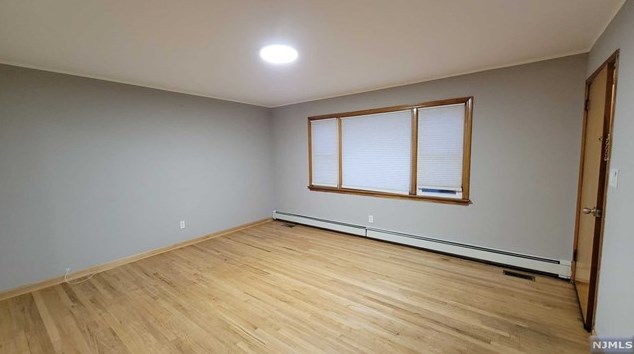 31 Major St, Clifton NJ  07013-2901 exterior