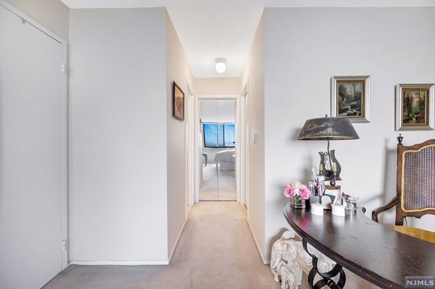 1223 Harmon Cove Tower, Secaucus NJ  07094-1738 exterior