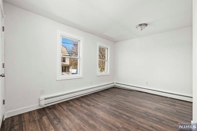 494 Burnside St, Orange NJ 07050-4203 exterior