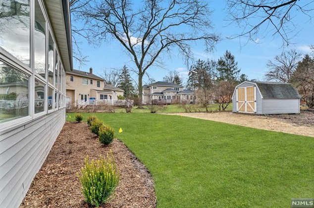 739 Pine Lake Dr, Township Of Washington NJ  07676-4821 exterior