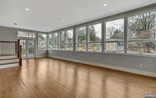 739 Pine Lake Dr, Township Of Washington NJ  07676-4821 exterior