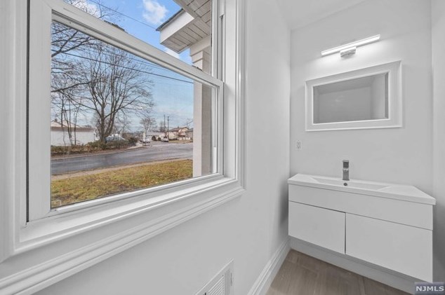 230 Boulevard, Saddle Brook NJ  07663-6014 exterior