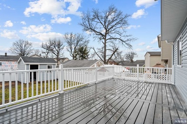 230 Boulevard, Saddle Brook NJ  07663-6014 exterior