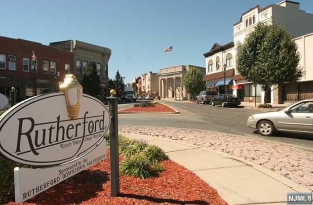 126 Hackett Pl, Rutherford NJ 07070-1655 exterior