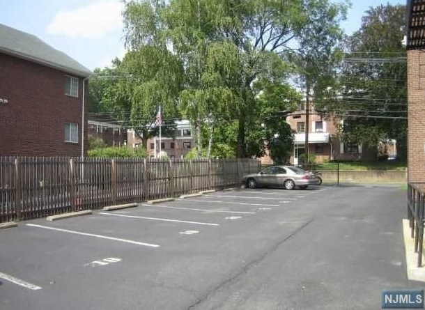 126 Hackett Pl, Rutherford NJ 07070-1655 exterior