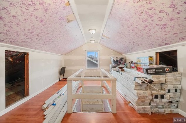 153 Eastern Way, Rutherford NJ  07070-2501 exterior