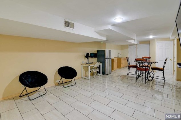 938 Homestead Dr, Fredon NJ  07860-4612 exterior