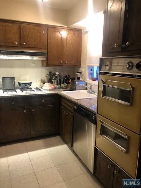 520 Davis Ave, Kearny NJ  07032-3602 exterior