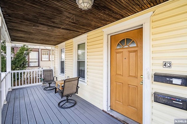 43 Poplar Ave, Hackensack NJ  07601-4708 exterior