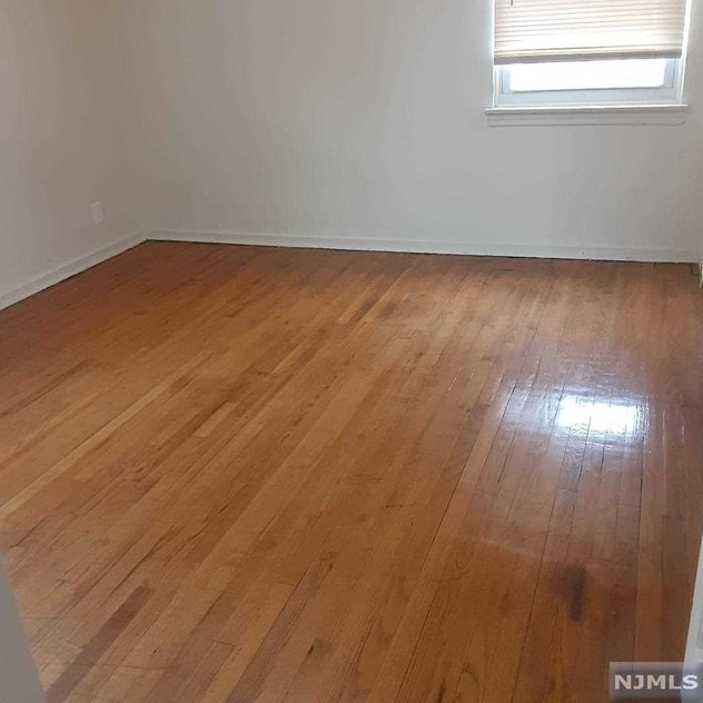 431 Main St, West Fort Lee NJ  07024-2813 exterior