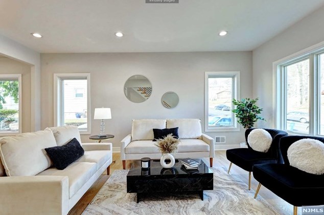 76 Passaic Ave, Rutherford NJ 07070-2059 exterior