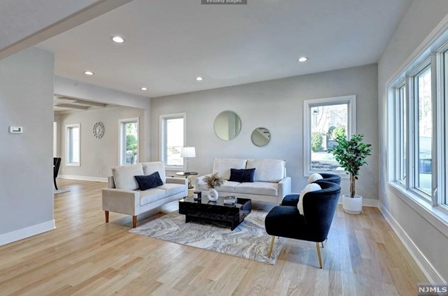 76 Passaic Ave, Rutherford NJ 07070-2059 exterior