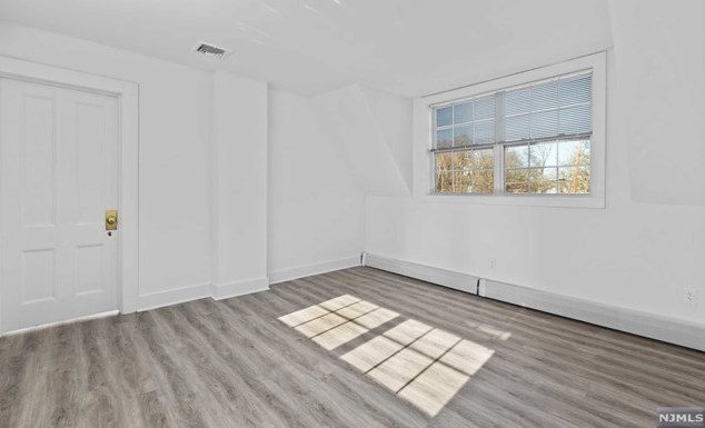 296 Ramapo Valley Rd, Oakland NJ  07436-1817 exterior