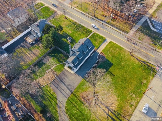 296 Ramapo Valley Rd, Oakland NJ  07436-1817 exterior