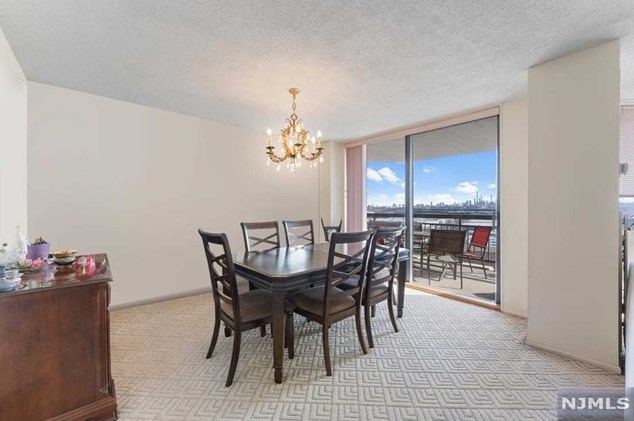 1005 Harmon Cove Tower, Secaucus NJ  07094-1712 exterior