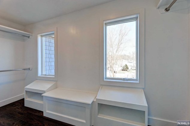 109 Hartland Ave, Emerson NJ  07630-1209 exterior