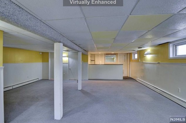 12 Locust St, Elmwood Park NJ  07407-1327 exterior