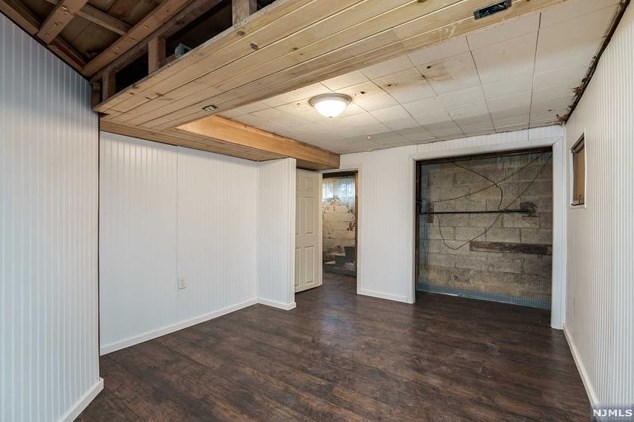 25 Johnston St, Washington NJ  07882-1437 exterior