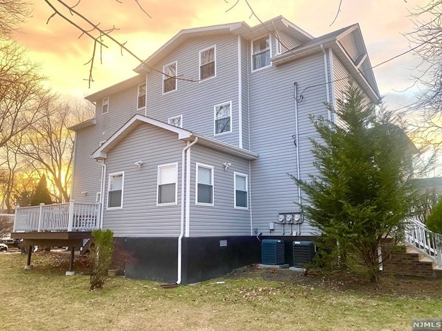 328 Palisade Ave, Englewood NJ  07631-3148 exterior