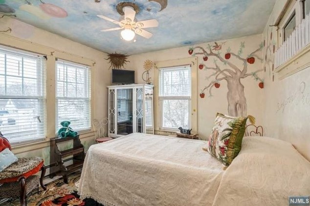 208 Jackson Ave, Rutherford NJ  07070-1817 exterior