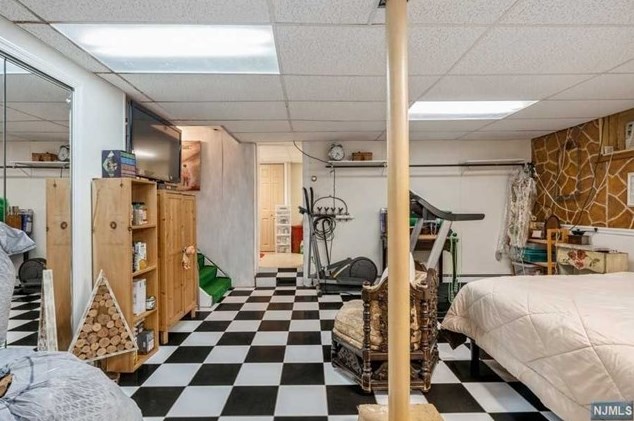 208 Jackson Ave, Rutherford NJ  07070-1817 exterior