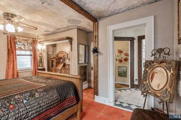 208 Jackson Ave, Rutherford NJ  07070-1817 exterior