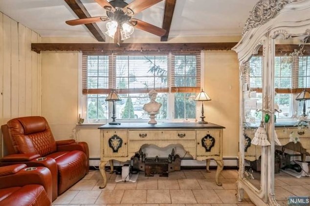 208 Jackson Ave, Rutherford NJ  07070-1817 exterior